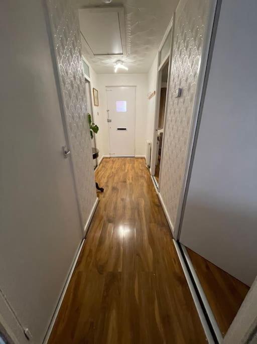 Spacious Bungalow In London, Near Central London, The Excel Centre And The O2, Ideal For Families Exteriör bild
